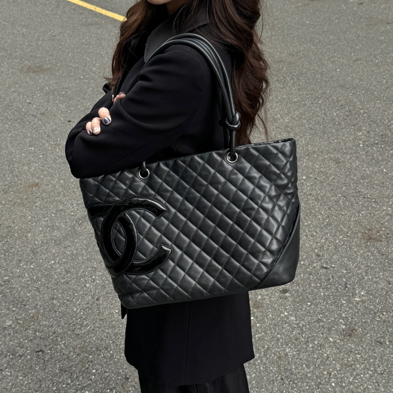 (軟糯糯🤤) Chanel “so black” 康朋 托特包 專櫃23萬!-26