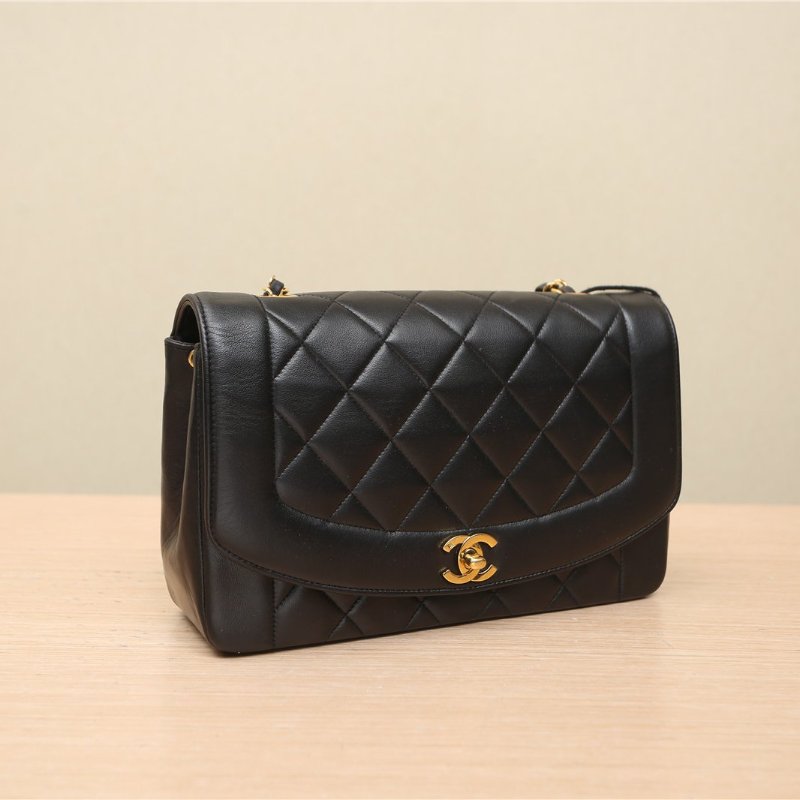 CHANEL 中古荔枝皮化妝箱粉色牛皮8開金扣肩背包-1