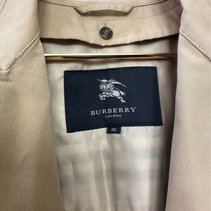 BURBERRY 米色風衣外套-3
