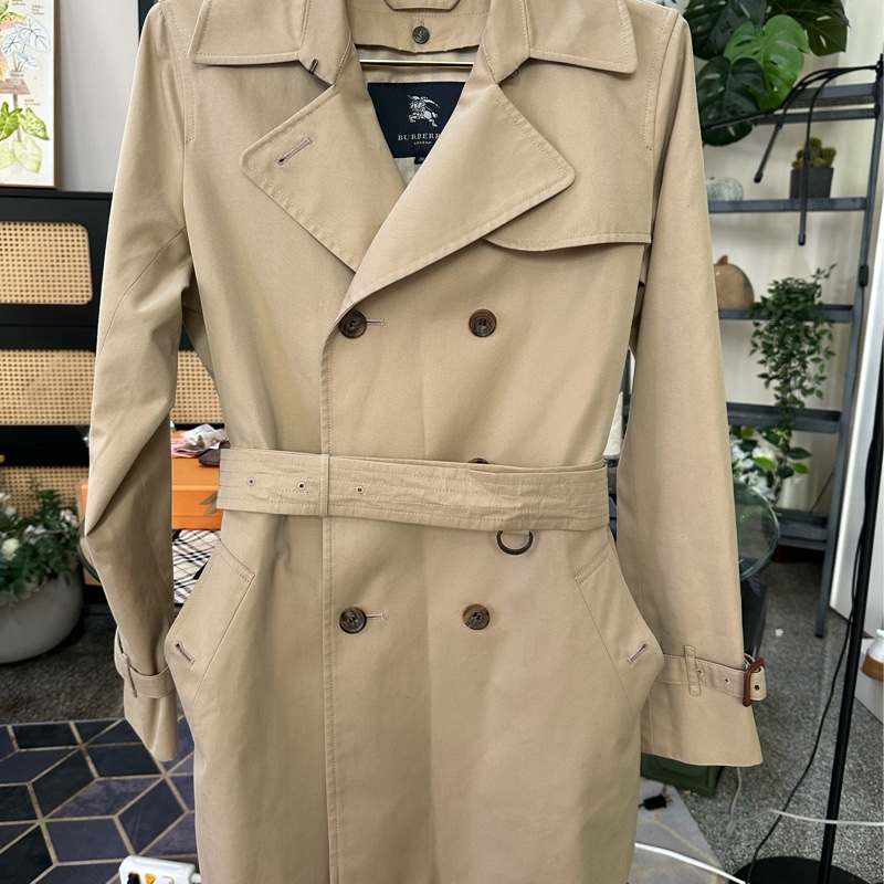 BURBERRY 米色風衣外套-6