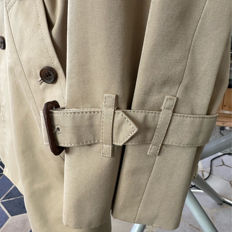 BURBERRY 米色風衣外套-17
