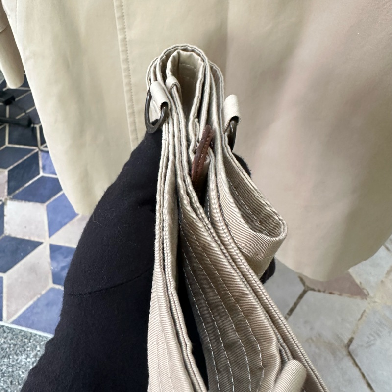 BURBERRY 米色風衣外套-21