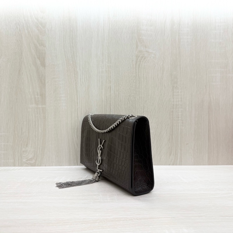YSL深咖啡色銀鍊牛皮鱷魚壓紋中號KATE流蘇斜背包-2