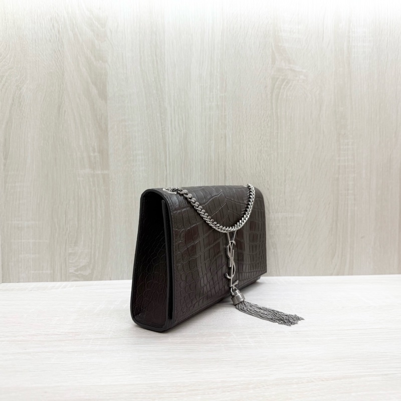YSL深咖啡色銀鍊牛皮鱷魚壓紋中號KATE流蘇斜背包-3