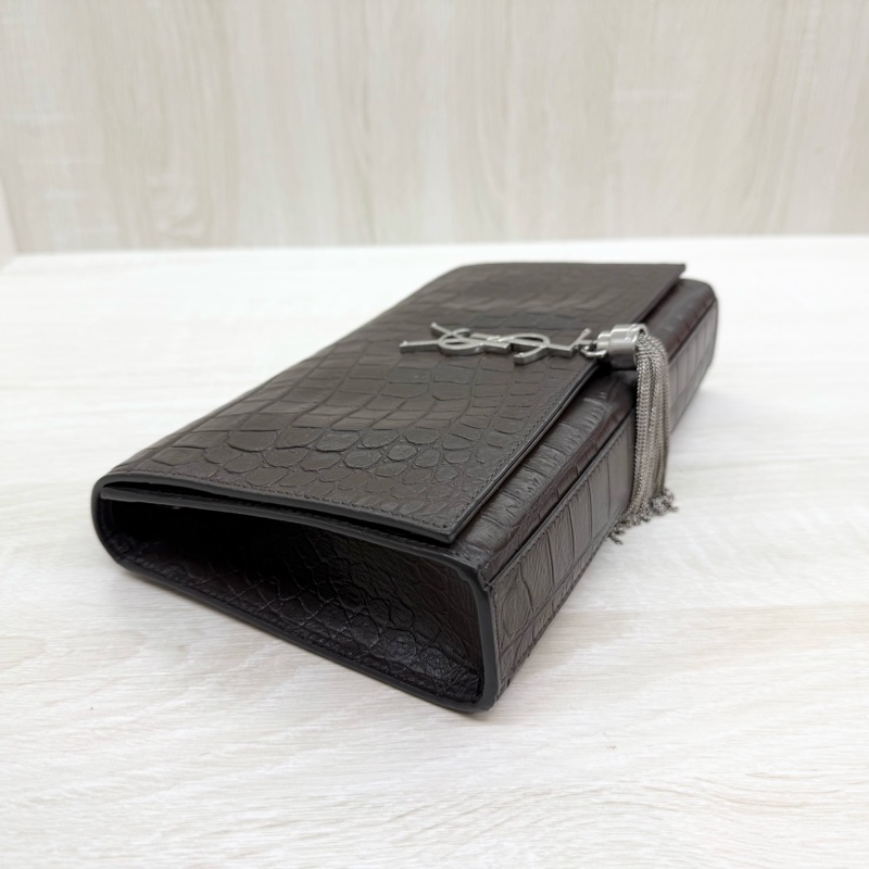 YSL深咖啡色銀鍊牛皮鱷魚壓紋中號KATE流蘇斜背包-8