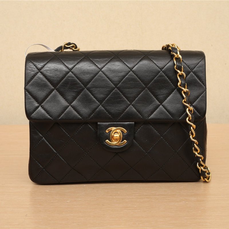 CHANEL 中古黑金羊2.55單肩包黑色1開肩背包-0