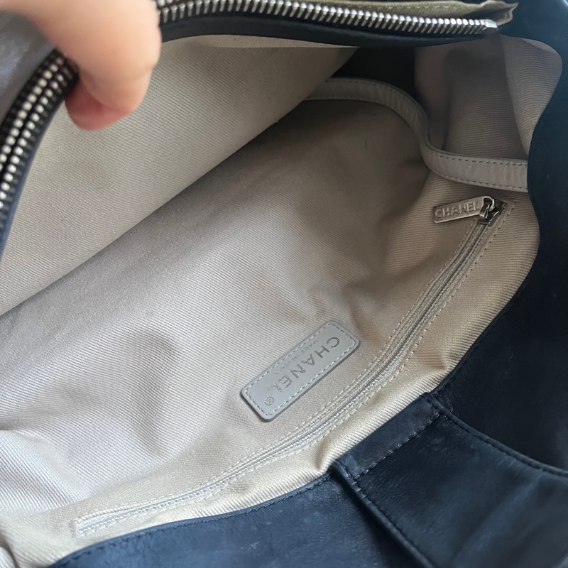 Chanel Vintage Wild Stitch Sea Hit Tote 黑色菱格皮革雙用包-12