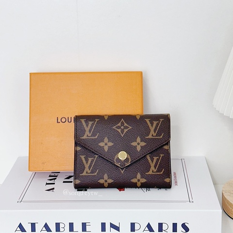 LV 經典 豆豆 三折短夾