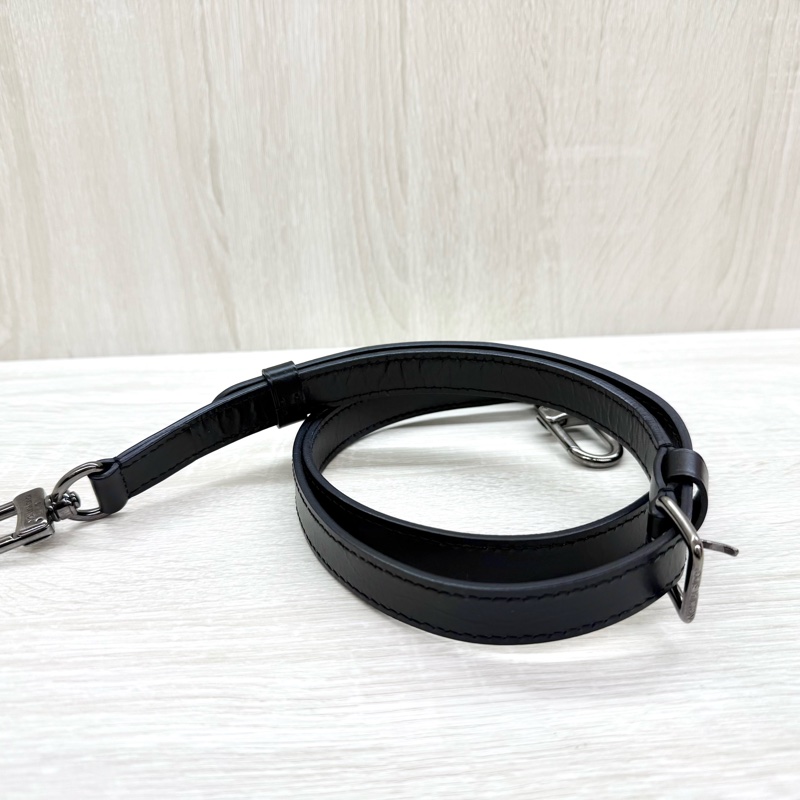 LV黑灰原花銀釦硬殼Neo Wallet Trunk側背包M20954-8