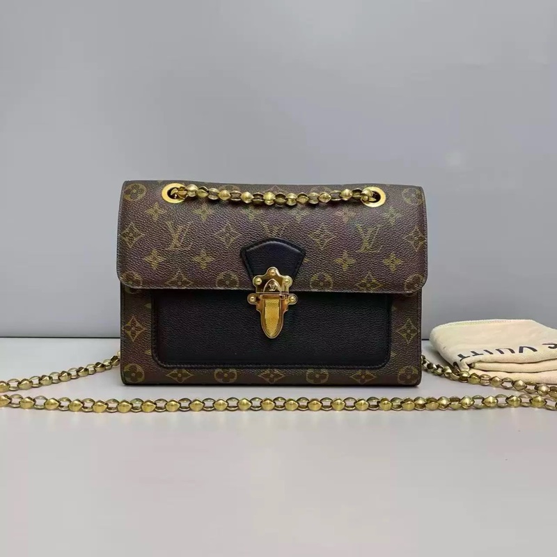 Louis Vuitton Victoire Monogram 黑色維多利亞-0
