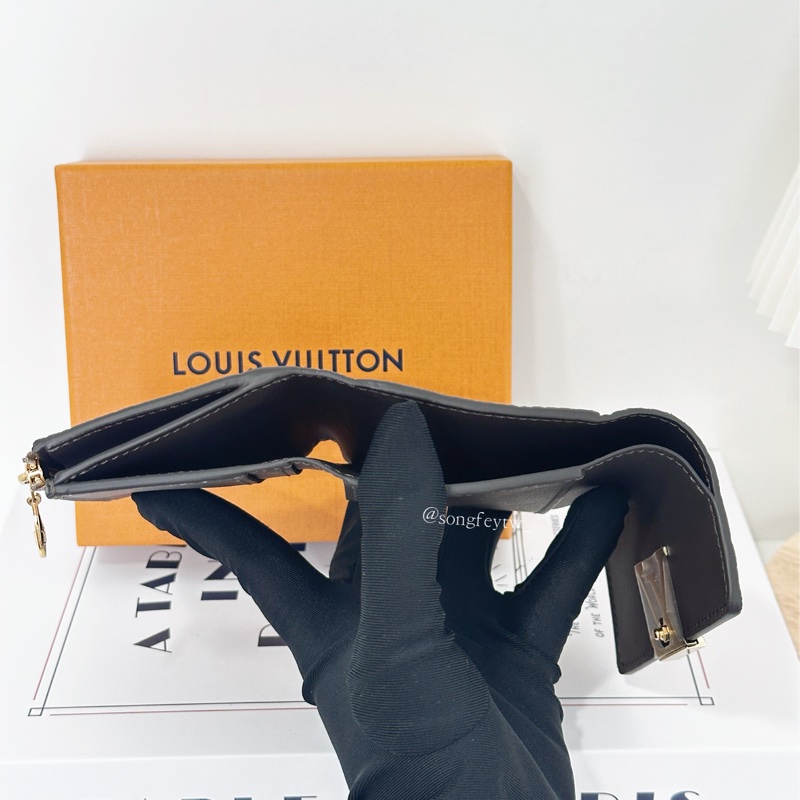 LV 迷你款 三折短夾-4