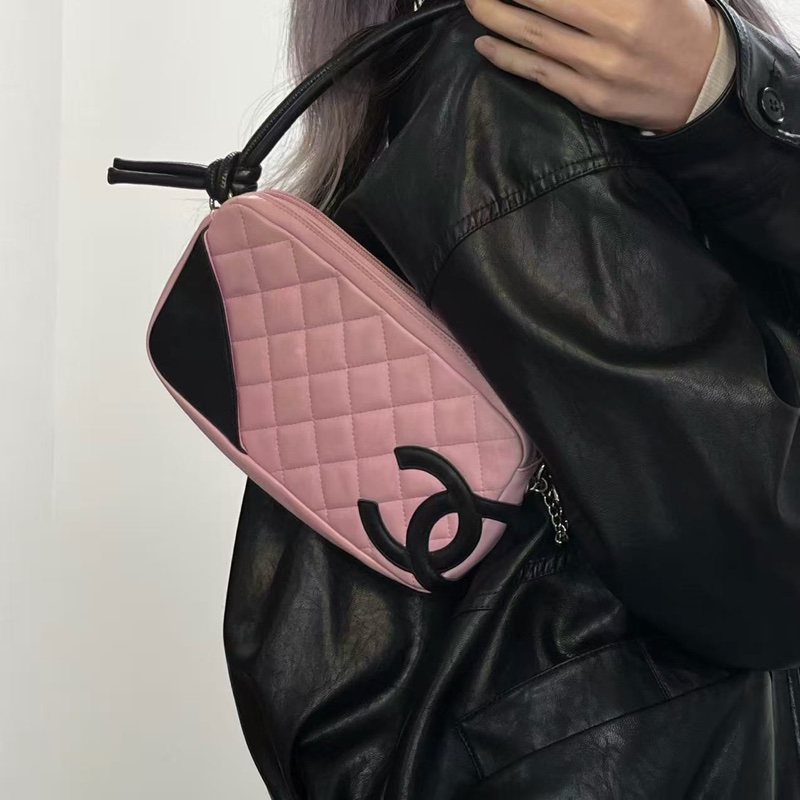 「JL精品代購」 香奈兒粉黑色康鵬mini枕頭腋下包-2