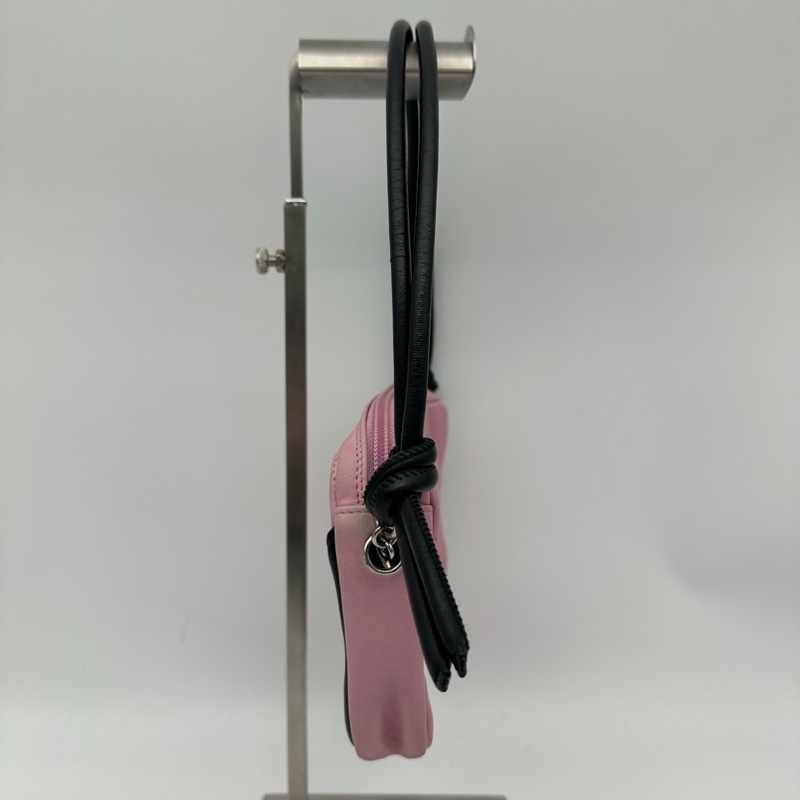 「JL精品代購」 香奈兒粉黑色康鵬mini枕頭腋下包-4