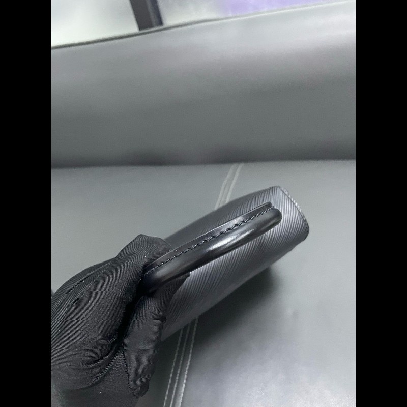 LV 新款 Cluny mini-17