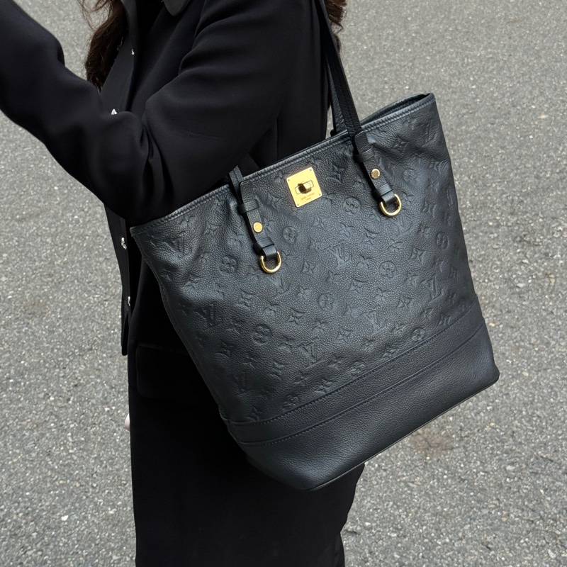 (超稀有⏰) LV 專櫃高級款 全牛皮凱莉釦 托特包👜 專櫃13萬!-6