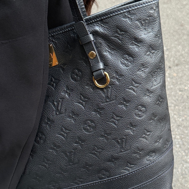 (超稀有⏰) LV 專櫃高級款 全牛皮凱莉釦 托特包👜 專櫃13萬!-8