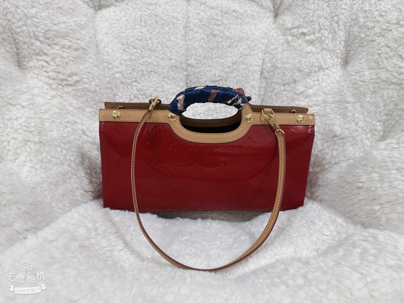 LV 漆皮手提肩背包M91987-34