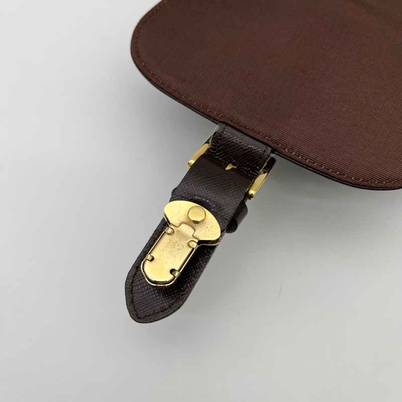 「JL精品代購」 Burberry經典格紋拼皮金牌抽繩雙肩包-17