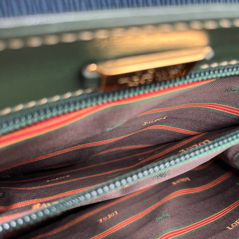 「JL精品代購」Loewe綠藍拼色蛇骨單肩公文包-16