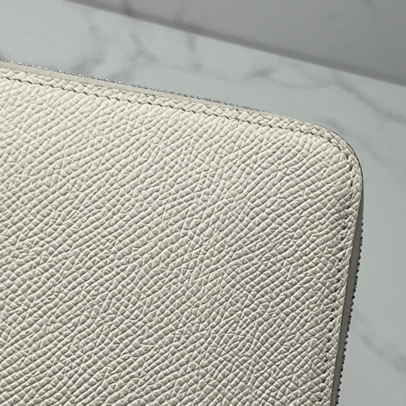 💗香緹國際精品💗🤍Hermes Silk in 絲巾長夾 奶白色🤍-5