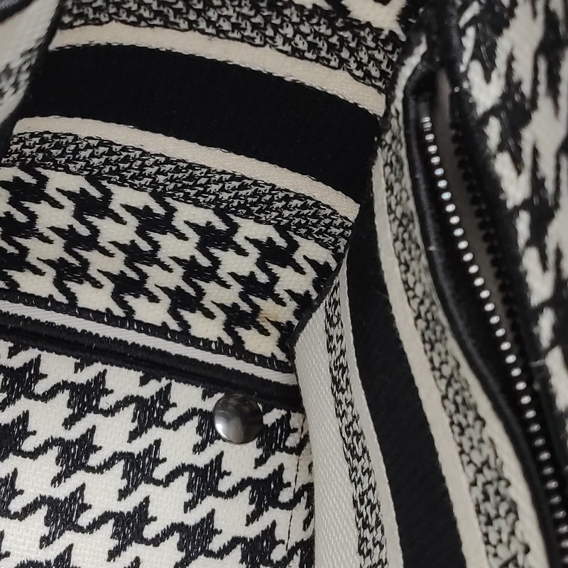 Dior Lady Dior戴妃包中號帆布千鳥格字母Logo吊飾斜挎包單肩包-9