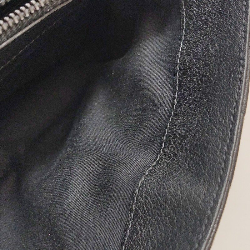 Saint Laurent College中號羊皮V紋絎縫YSL標誌斜挎包-9