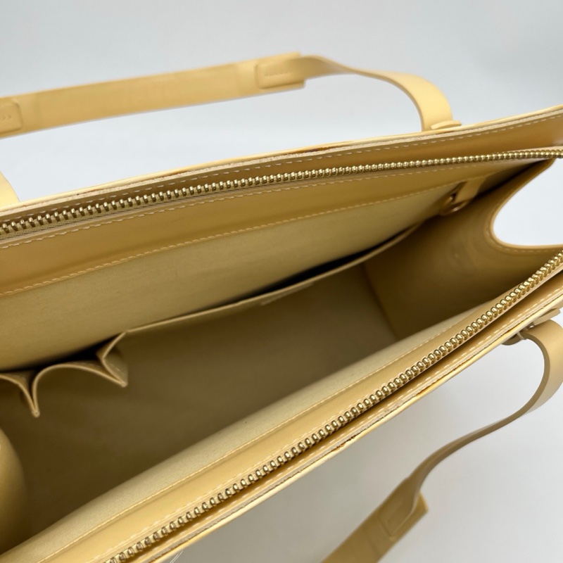 「JL精品代購」Lv小雞黃水波纹單肩托特包-15