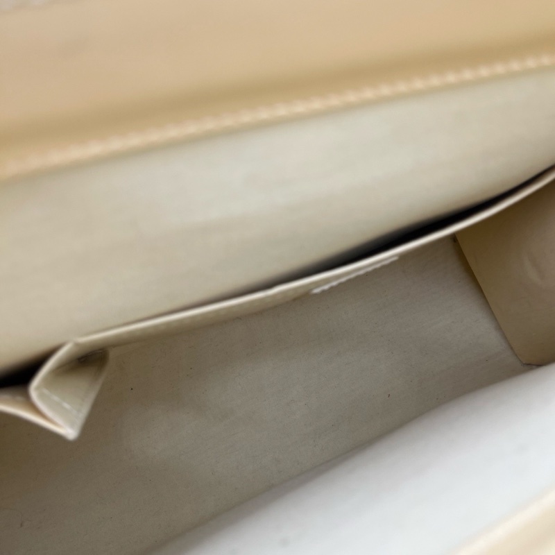 「JL精品代購」Lv小雞黃水波纹單肩托特包-16