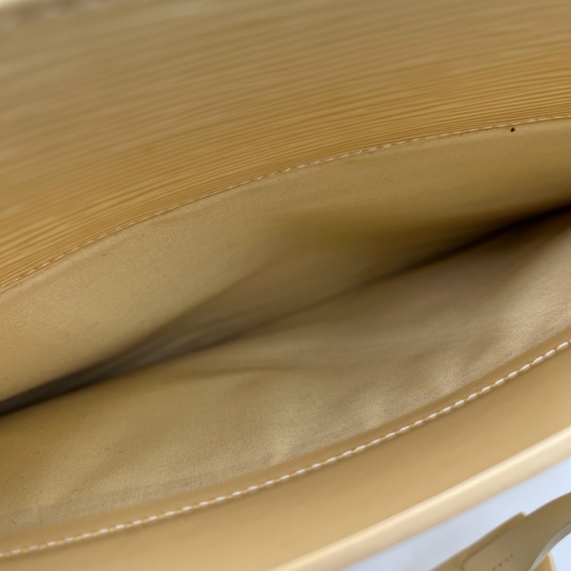 「JL精品代購」Lv小雞黃水波纹單肩托特包-17