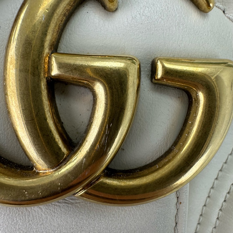 GUCCI 白色金扣Marmont 26cm 單肩斜肩包-17