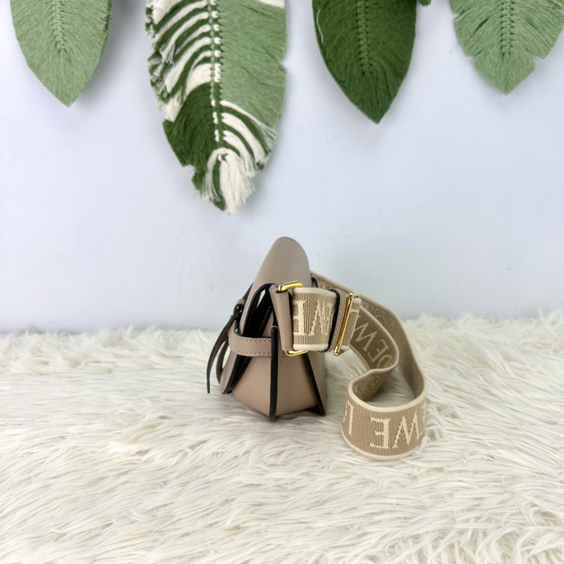 LOEWE Mini Gate 杏色馬鞍包 斜肩包-2