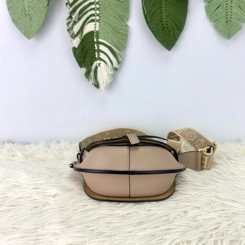 LOEWE Mini Gate 杏色馬鞍包 斜肩包-5