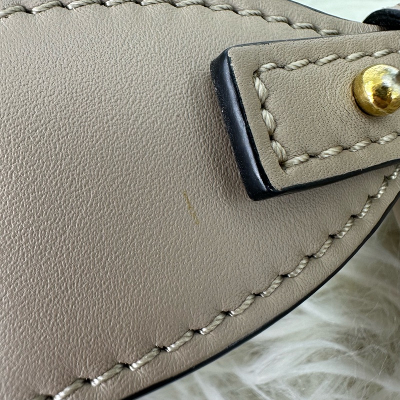 LOEWE Mini Gate 杏色馬鞍包 斜肩包-7