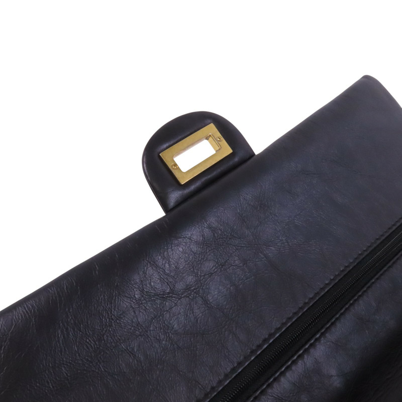 CHANEL 牛皮皮革2.55 28cm金扣鏈帶肩背袋-16