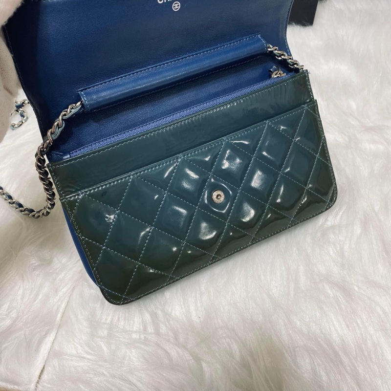 Chanel墨綠漆皮WOC-13