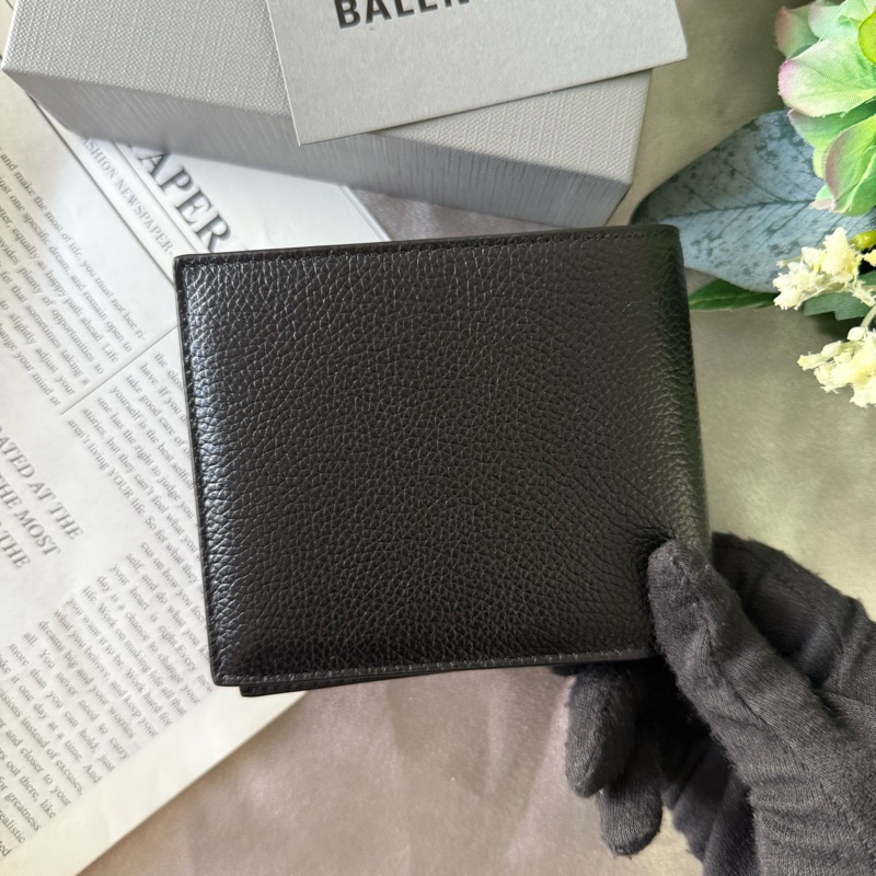 經典LOGO牛皮8卡對開短夾(黑)-3