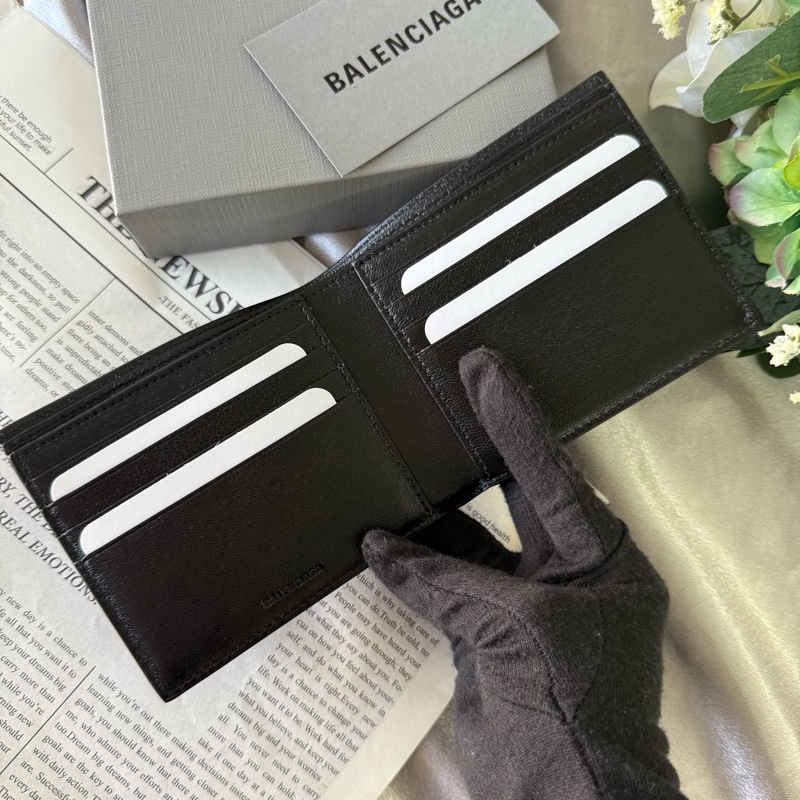 經典LOGO牛皮8卡對開短夾(黑)-5