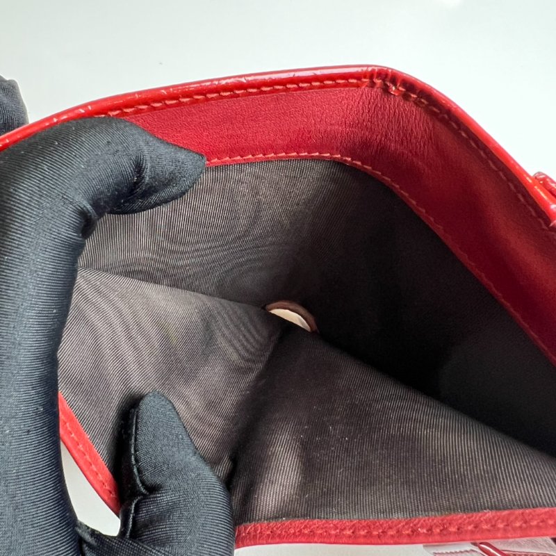 GUCCI 309755 紅漆皮對開短夾-4