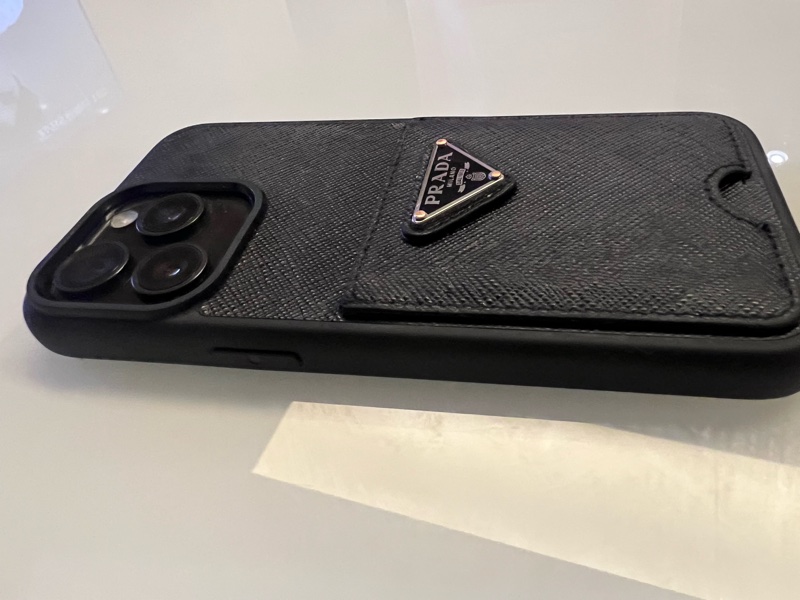 iPhone 15 Pro Max Saffiano 皮革保護殼-3