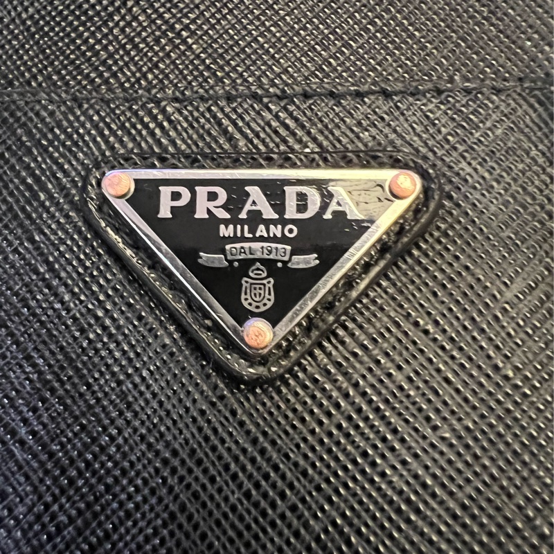 iPhone 15 Pro Max Saffiano 皮革保護殼-14