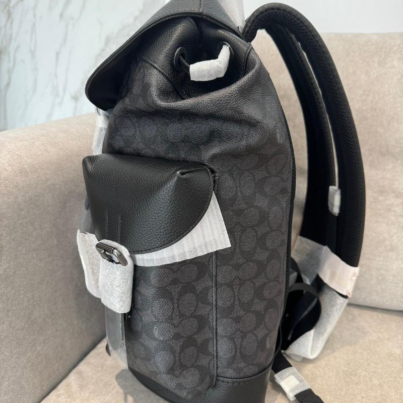 *SHIHNA名牌精品*COACH Warner 經典印花翻蓋束口後背包-1