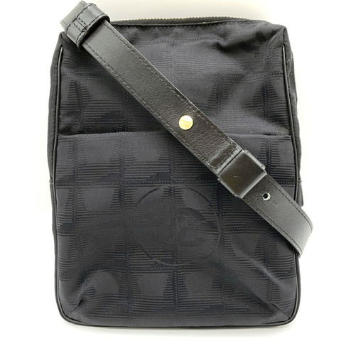 香奈兒新旅行系列黑色尼龍和皮革女士單肩包