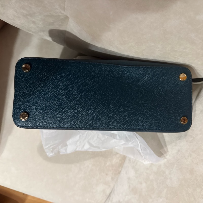 MICHANEL KORS-ADELE荔枝紋皮革大款鎖頭-5