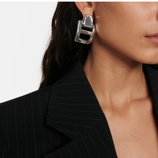 Balenciaga B logo 銀色帥氣耳環-5