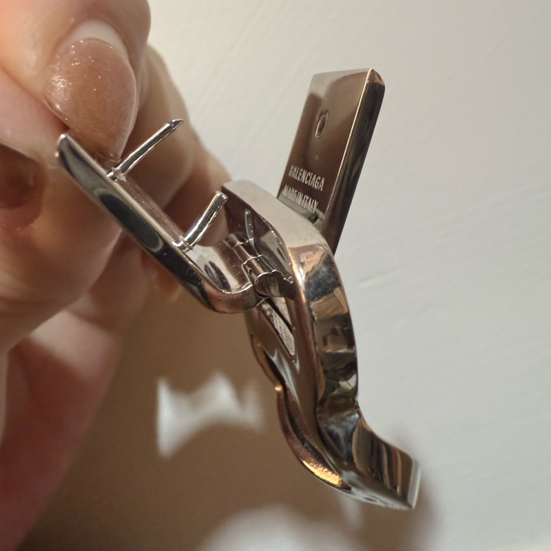 Balenciaga B logo 銀色帥氣耳環-7