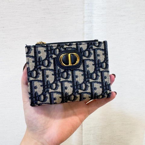 Dior 30 Montaigne Dahlia 短夾 近全新 今年購入