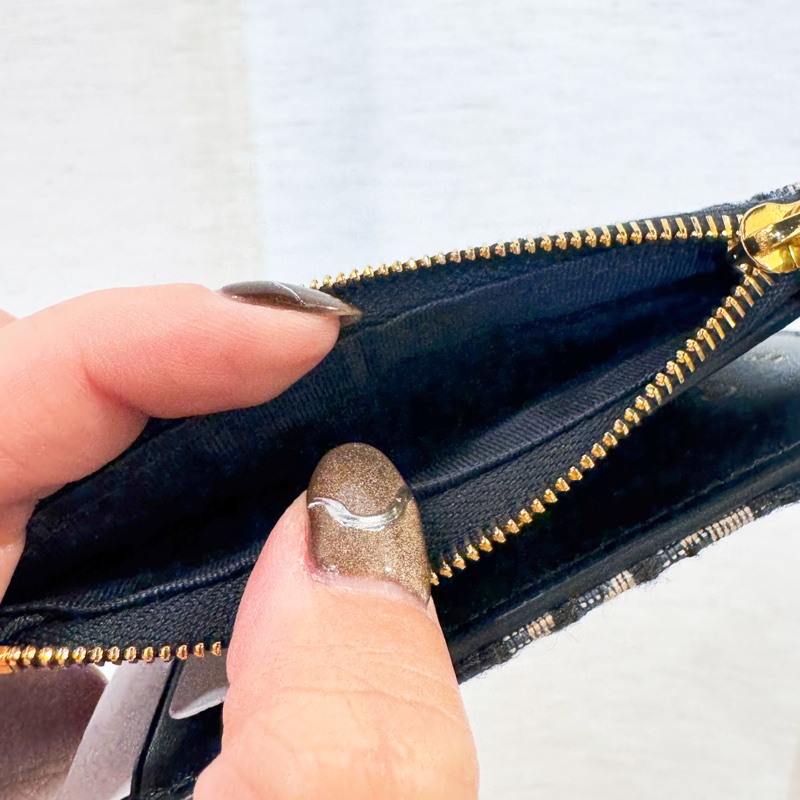 Dior 30 Montaigne Dahlia 短夾 近全新 今年購入-7