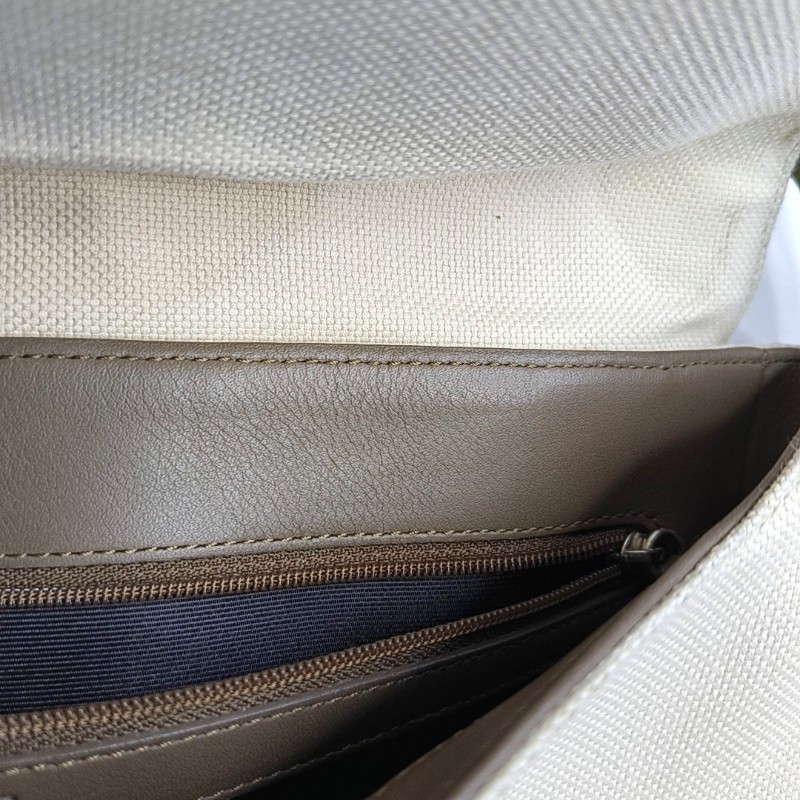 LOEWE 米色織物肩背包 銀色五金 可拆卸肩帶-16