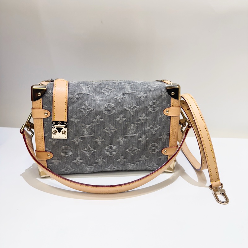LV Side Trunk MM 灰丹寧手提斜背包 晶片款 近全新-0