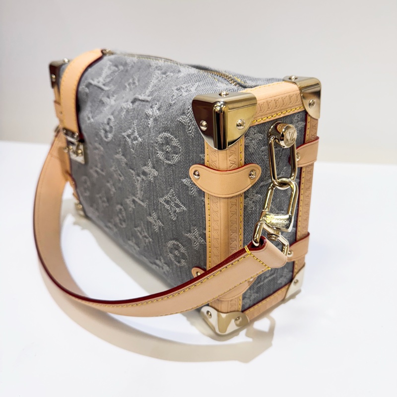 LV Side Trunk MM 灰丹寧手提斜背包 晶片款 近全新-3